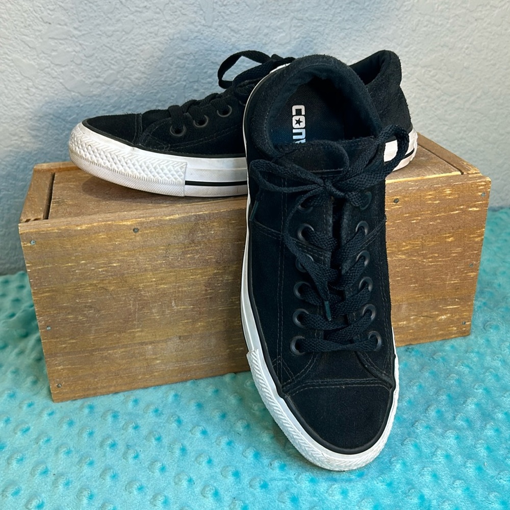 Converse suede leather sneakers